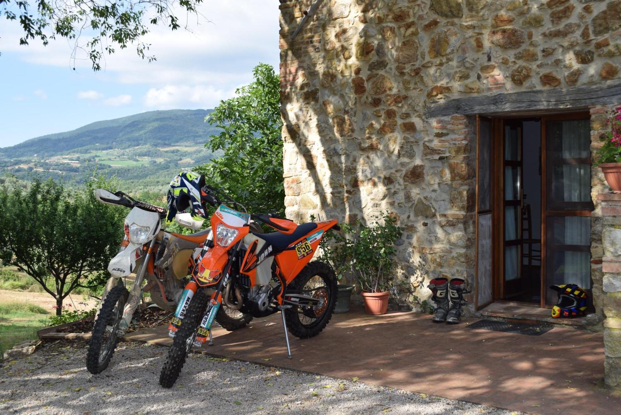 Sport Bikes And Nature Monterotondo  Exterior foto